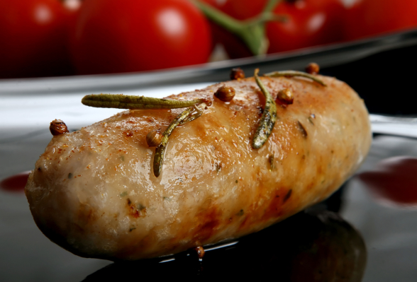 Fresh pork and vegetable stuffed sausage meat